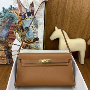 Hermes Kelly Elan Handmade Bag In Gold Chevre Mysore Leather 