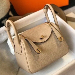 Hermes Mini Lindy Bag In Trench Clemence Leather