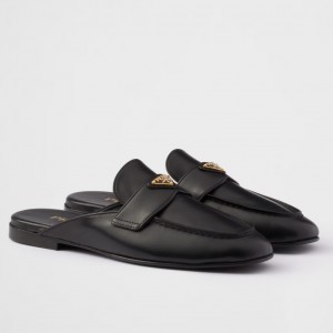 Prada Women's Slippers in Black calfskin